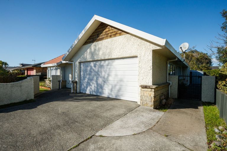 Photo of property in 4 Airport Drive, Milson, Palmerston North, 4414