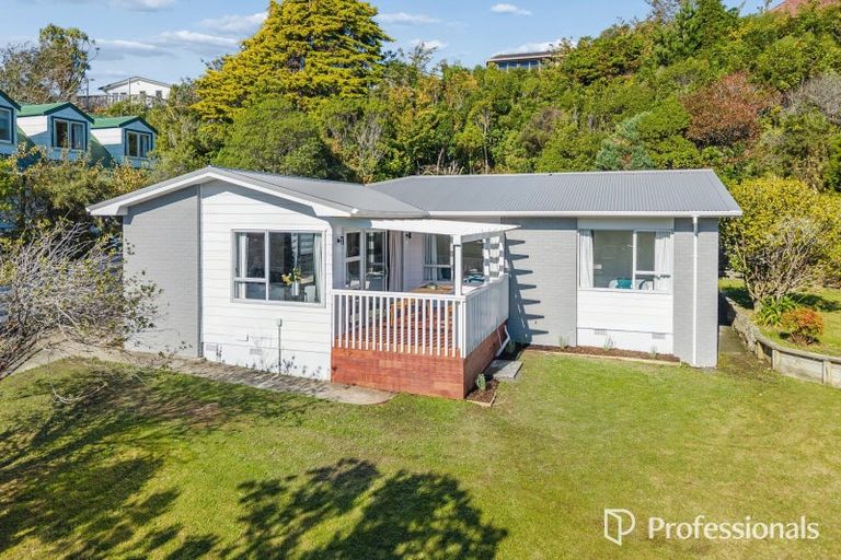 Photo of property in 13 Christchurch Crescent, Kelson, Lower Hutt, 5010
