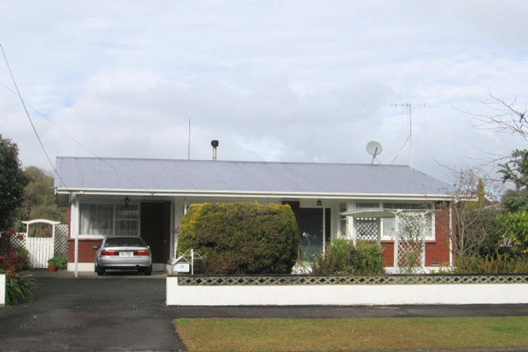 Photo of property in 72 Fitzroy Avenue, Fitzroy, Hamilton, 3206