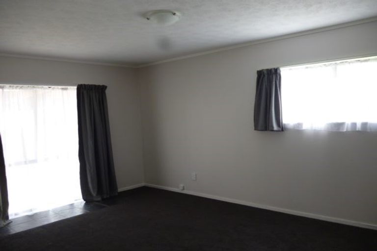 Photo of property in 34 Gemstone Drive, Birchville, Upper Hutt, 5018