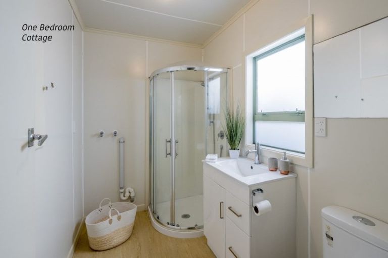 Photo of property in 31 Kapiti Lane, Otaki Beach, Otaki, 5512