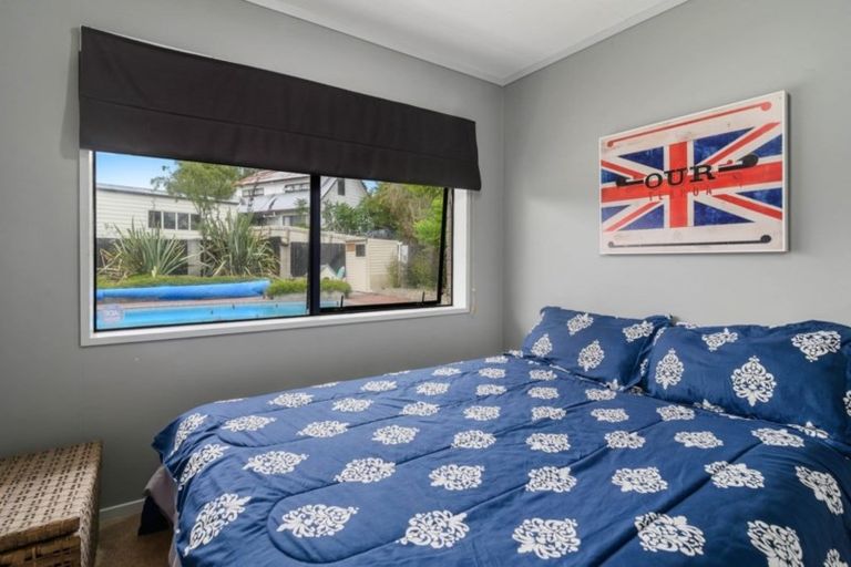 Photo of property in 15 Carter Drive, Pomare, Rotorua, 3015