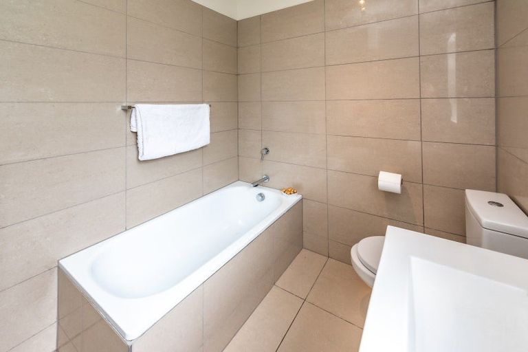 Photo of property in 8a Bristow Street, Saint Johns Hill, Whanganui, 4501