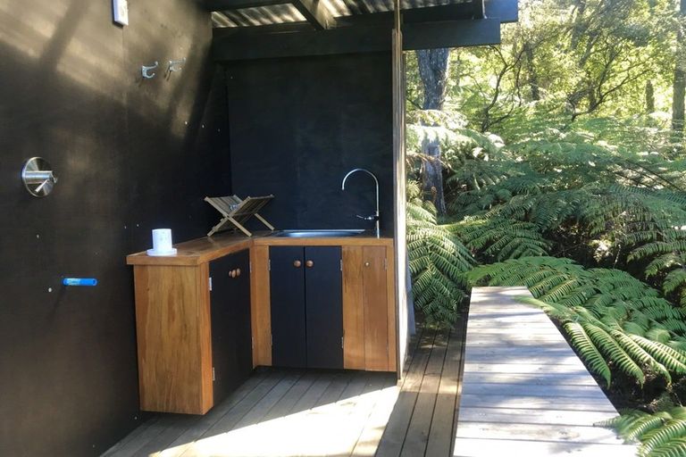 Photo of property in 455 Tuateawa Road, Tuateawa, Coromandel, 3583