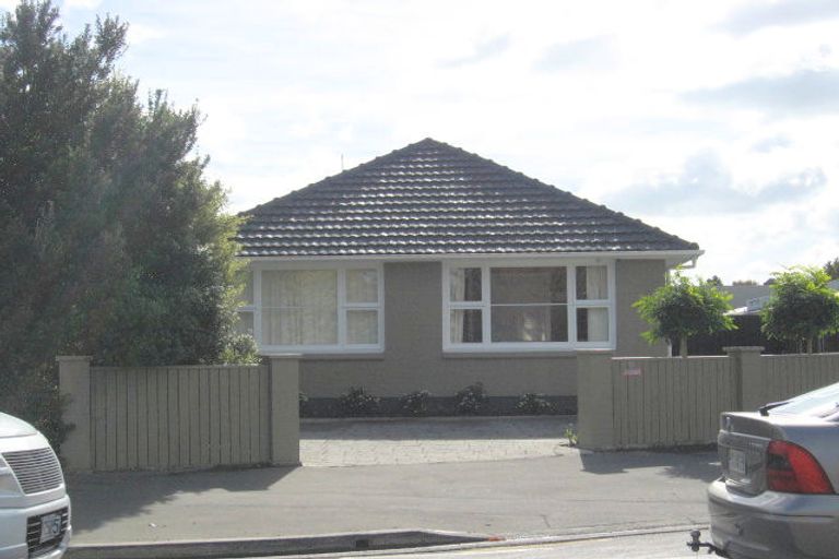 Photo of property in 74a Maidstone Road, Ilam, Christchurch, 8041