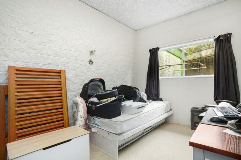 Photo of property in 1/29 Truscott Avenue, Johnsonville, Wellington, 6037