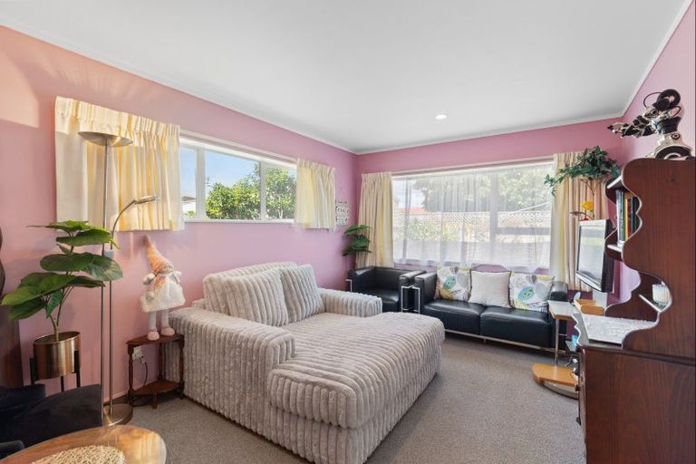 Photo of property in 174 Bath Street, Levin, 5510