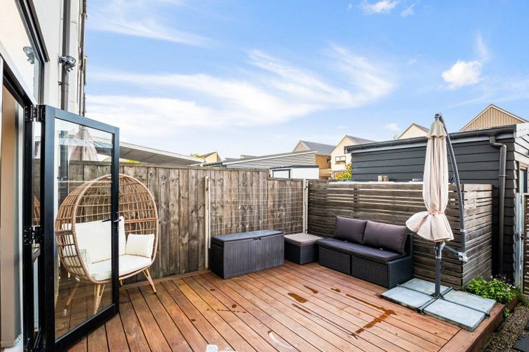 Photo of property in 113 Hobsonville Point Road, Hobsonville, Auckland, 0616