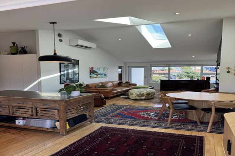 Photo of property in 355b Maunganui Road, Mount Maunganui, 3116