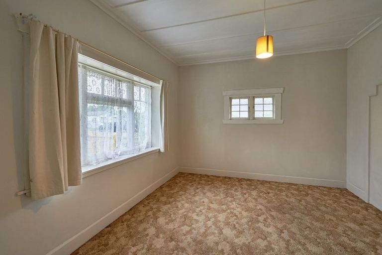 Photo of property in 9 Chelwood Street, Takaro, Palmerston North, 4412