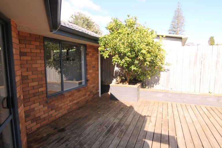 Photo of property in 5a Tanners Road, Mangere Bridge, Auckland, 2022