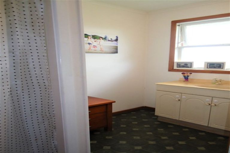 Photo of property in 19 Hillcrest Road, Otumoetai, Tauranga, 3110