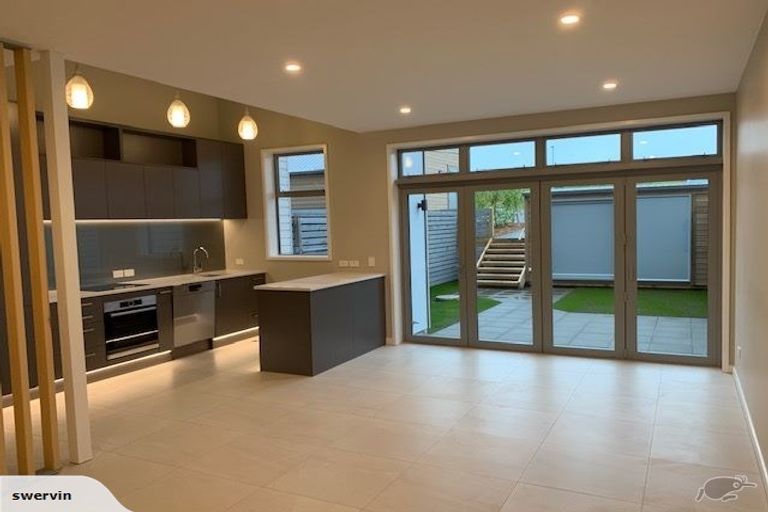 Photo of property in 19 Te Ara Kawakahia, Waikanae, 5036