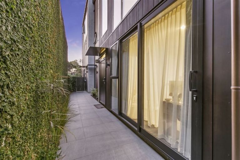 Photo of property in Sugar Lane Apartments, 11/31 Rawene Road, Birkenhead, Auckland, 0626