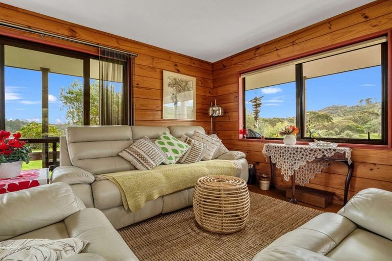 Photo of property in 487 Wilson Road, South Head, Helensville, 0874