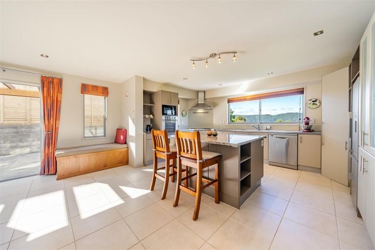 Photo of property in 27 Meadowbank Drive, Belmont, Lower Hutt, 5010