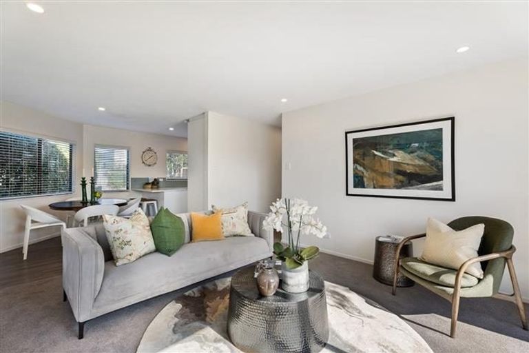 Photo of property in 2b Tokomaru Street, Orakei, Auckland, 1071