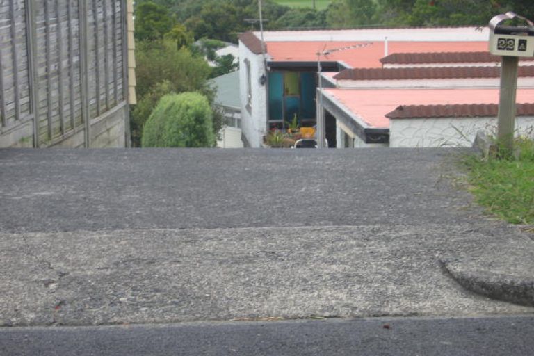 Photo of property in 1/22 Edgeworth Road, Glenfield, Auckland, 0629