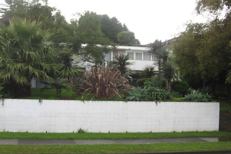 Photo of property in 198 Ti Rakau Drive, Pakuranga Heights, Auckland, 2010