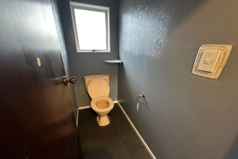 Photo of property in 2 Wyoming Grove, Totara Park, Upper Hutt, 5018