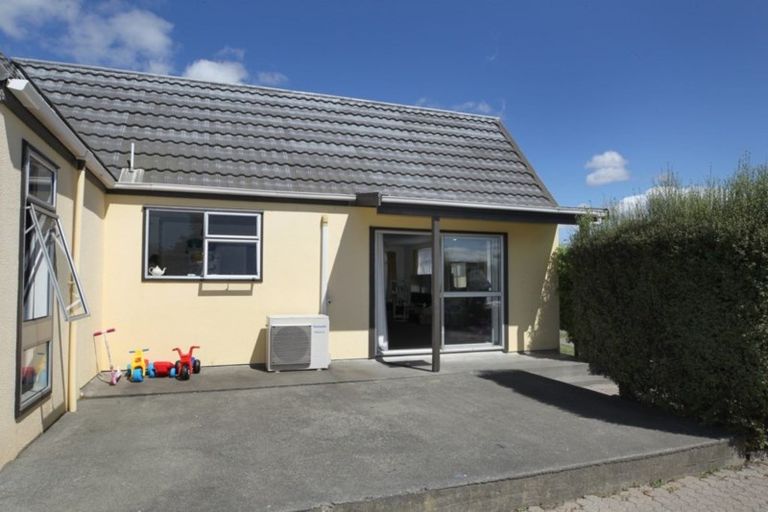 Photo of property in 9 Currie Street, Greenmeadows, Napier, 4112