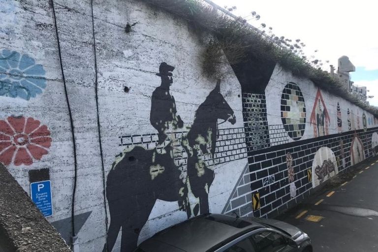 Photo of property in 35 Hankey Street, Mount Cook, Wellington, 6011