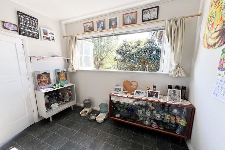 Photo of property in 280 High Street, Dannevirke, 4930