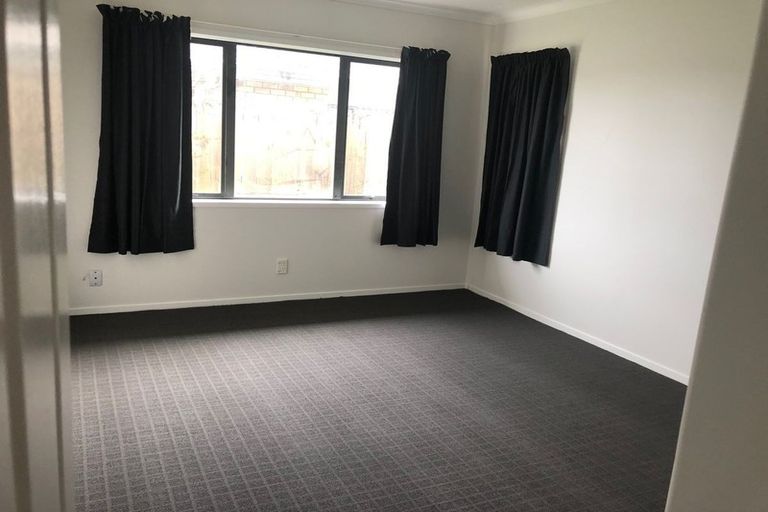 Photo of property in 3 Andrusha Place, Flat Bush, Auckland, 2019