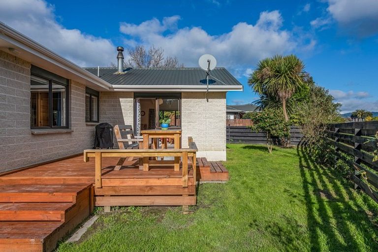 Photo of property in 30 Millhaven Place, Otaki, 5512