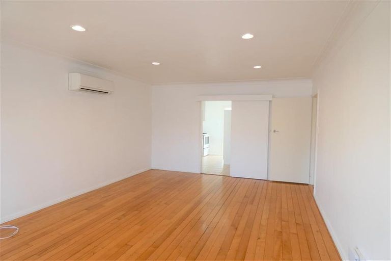 Photo of property in 3/1 Crossfield Road, Glendowie, Auckland, 1071