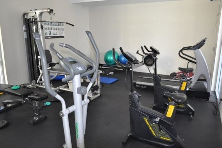 Photo of property in Sanctum Apartment, 10 Ebor Street, Te Aro, Wellington, 6011