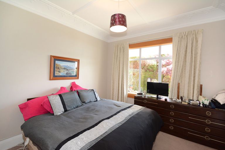 Photo of property in 48 Brownville Crescent, Maori Hill, Dunedin, 9010