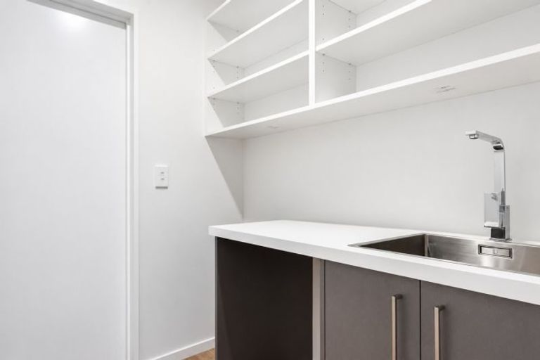Photo of property in 21 Oakmill Drive, Casebrook, Christchurch, 8051