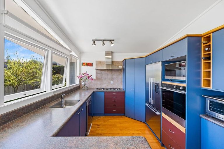 Photo of property in 5a Henry Hill Road, Taupo, 3330