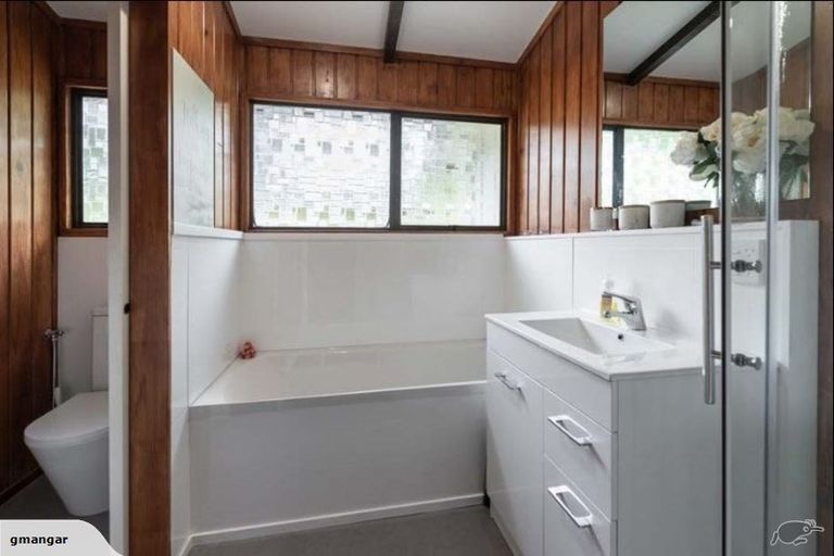 Photo of property in 69 Bedford Street, Northland, Wellington, 6012