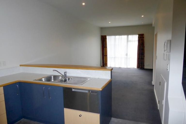 Photo of property in De Vere Apartments, 25/23 Tennyson Street, Te Aro, Wellington, 6011