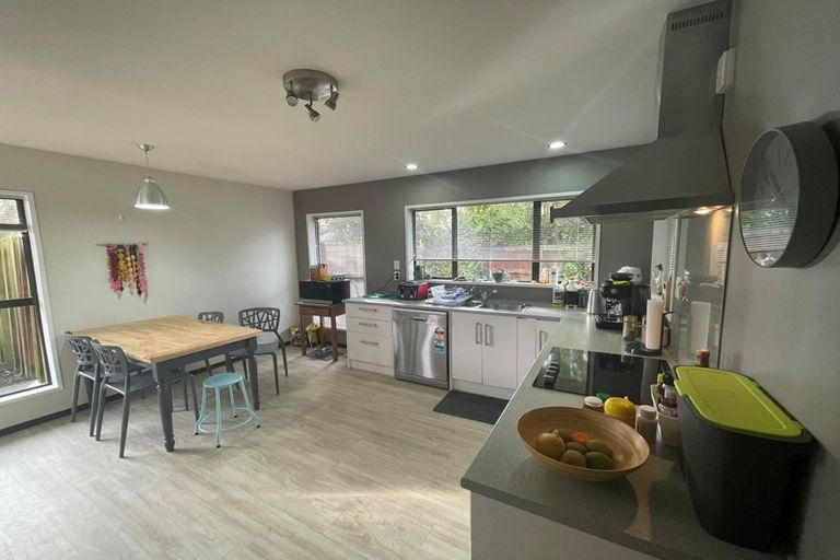 Photo of property in 11 Muir Avenue, Halswell, Christchurch, 8025