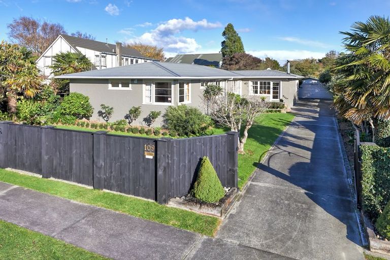 Photo of property in 109 Waterloo Crescent, Hokowhitu, Palmerston North, 4410