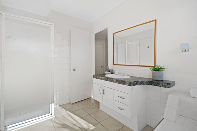 Photo of property in 9 Verbena Glen, Mount Maunganui, 3116