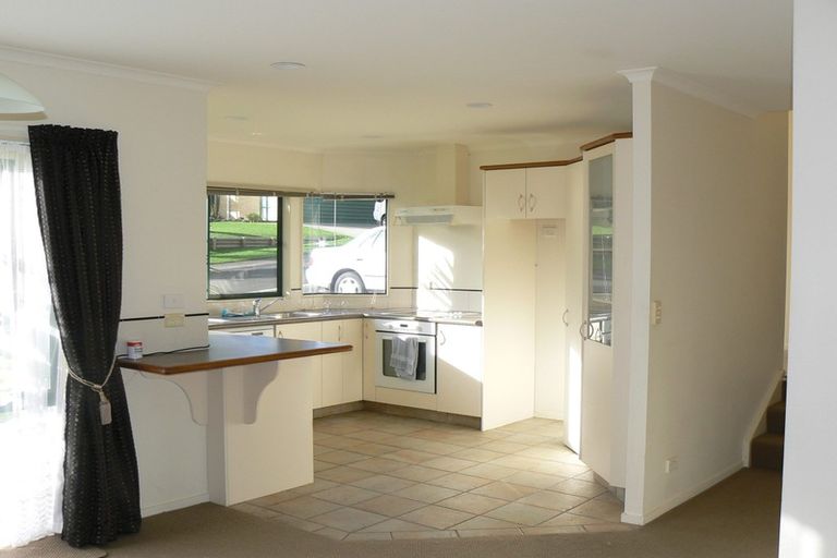 Photo of property in 4 Molyneux Place, Welcome Bay, Tauranga, 3112