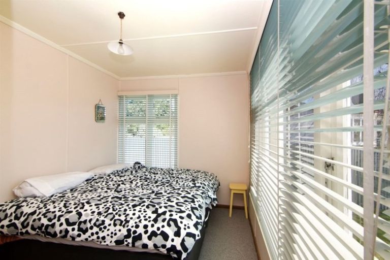 Photo of property in 12 Domain Road, Ettrick, Roxburgh, 9572