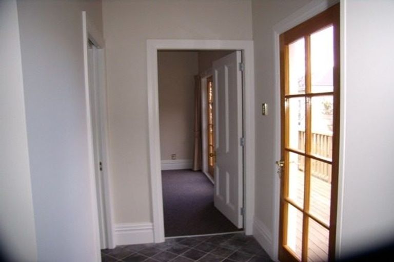 Photo of property in 17 George Street, Thorndon, Wellington, 6011