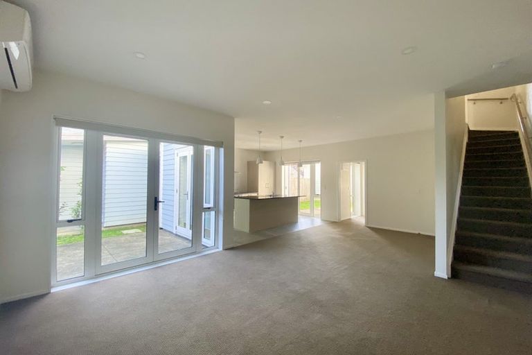 Photo of property in 63 Grove Road, Papakura, 2110
