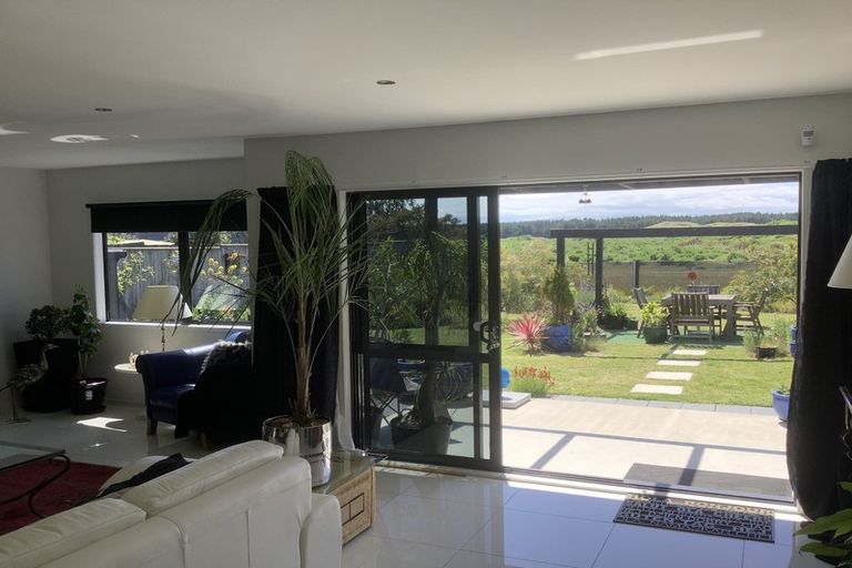 Photo of property in 3 Oxnam Place, Foxton Beach, Foxton, 4815