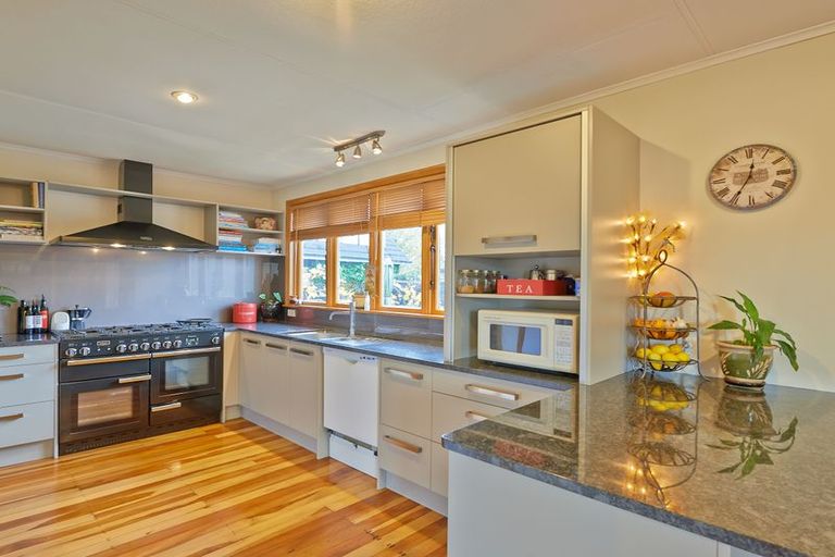 Photo of property in 109 Waterloo Crescent, Hokowhitu, Palmerston North, 4410