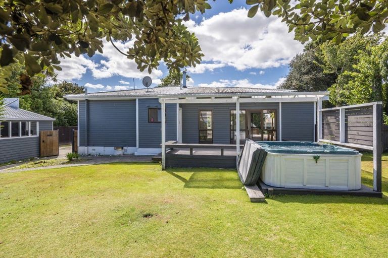 Photo of property in 13a Kawiu Road, Levin, 5510
