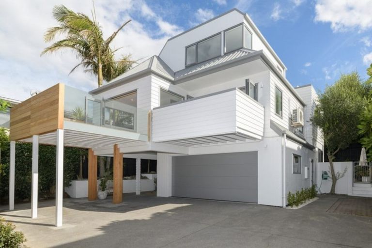 Photo of property in 130b Oceanview Road, Mount Maunganui, 3116