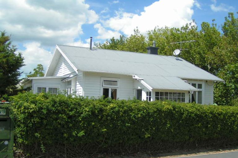 Photo of property in 19 Queen Street, Northcote Point, Auckland, 0627