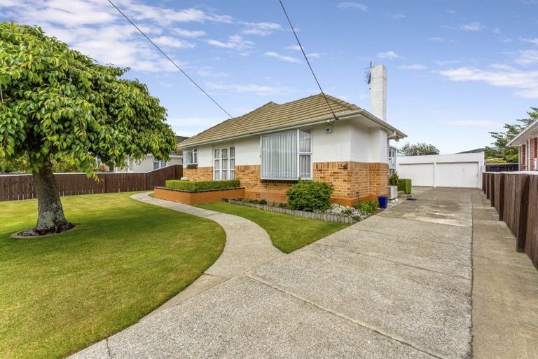 Photo of property in 11 Craig Grove, Elderslea, Upper Hutt, 5018