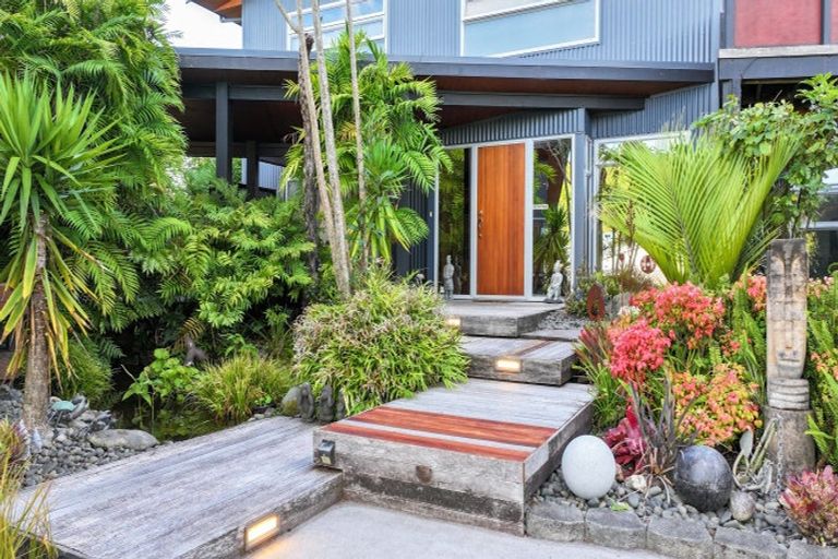 Photo of property in 118 Brook Place, Whangamata, 3620